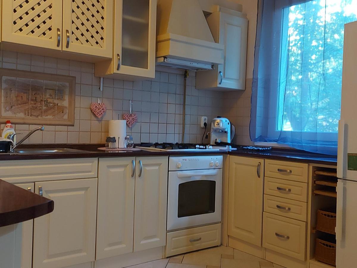 Lara Apartman Debrecen Exterior photo