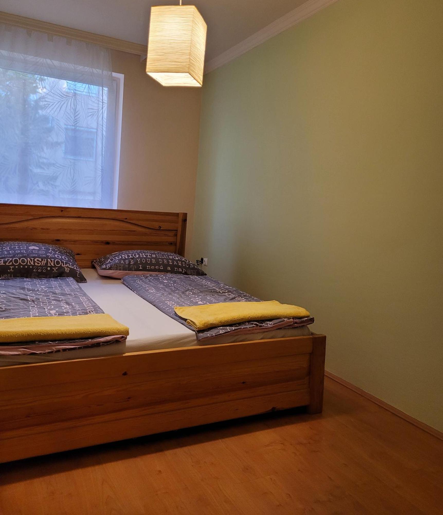 Lara Apartman Debrecen Room photo